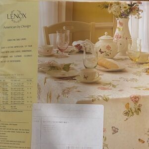 Lenox Butterfly Meadow Multi Tablecloth - Cream and Pastel